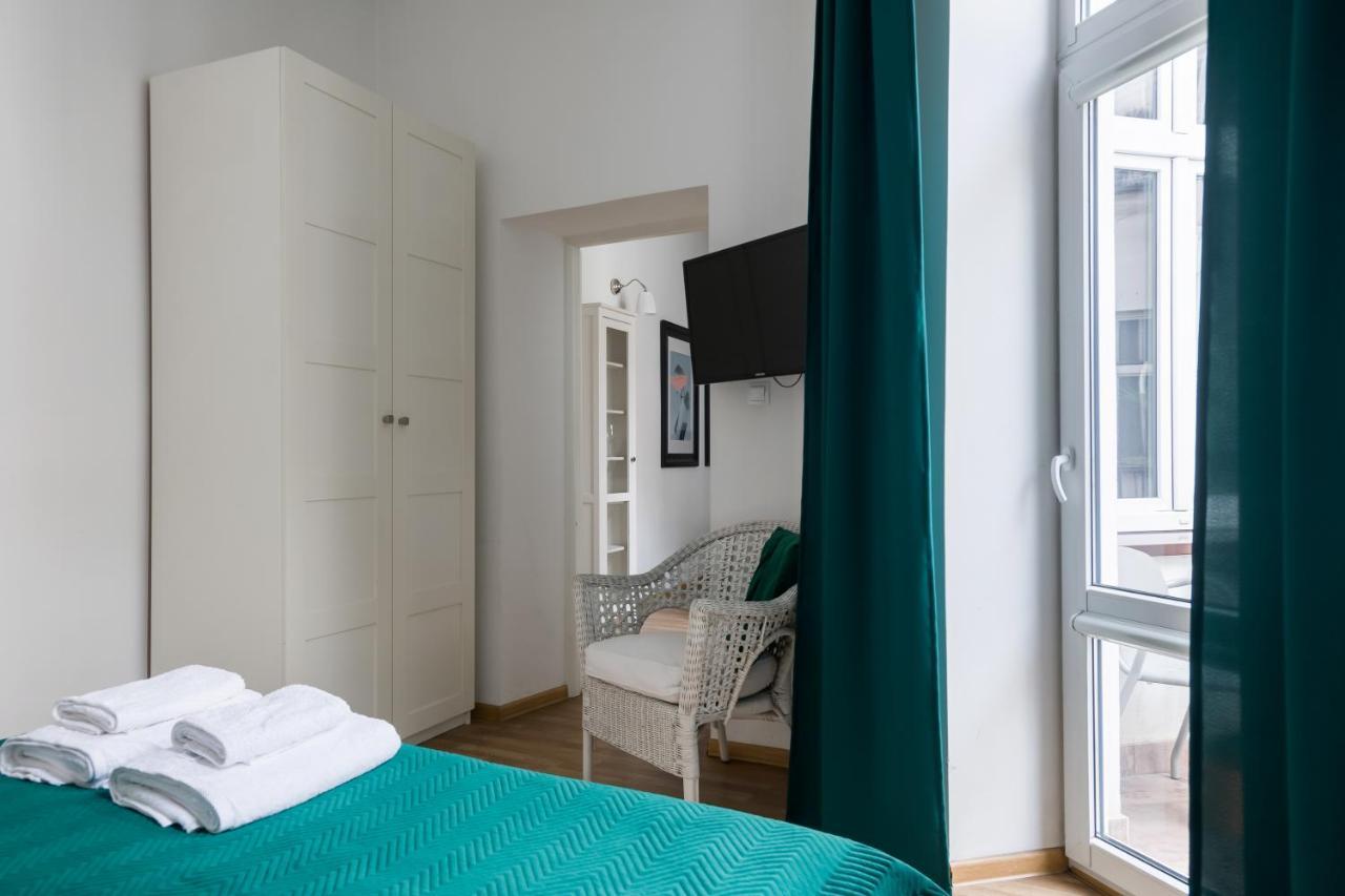 Discover Krakow Apartments - 3 Rakowicka St - Classic Apartments Near Main Station - Netflix Exterior foto
